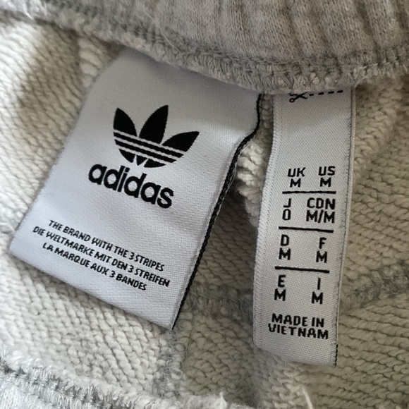 Adidas shorts bundle - Picture 9 of 9